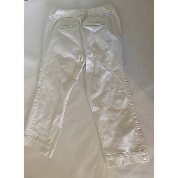 Old Navy Maternity Pants Capri Cropped White Sailor Button Detailing - Size XS - Picture 6 of 11